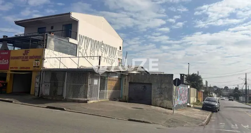 Casa de Esquina à Venda com Terreno de 159 m² – Sítio Cercado, Curitiba/PR