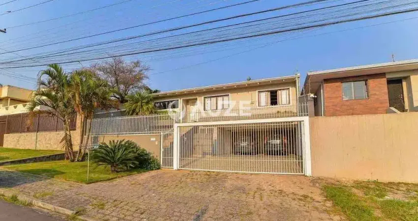 Casa à venda com 4 dormitórios Área de 360 m² no coração do Jardim das Américas Curitiba/PR