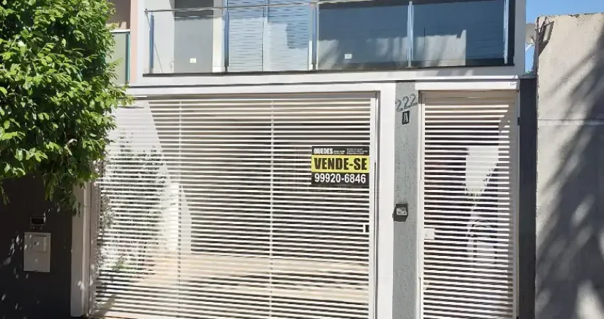 Casa com 3 quartos à venda na Rua Pastor Antônio Luiz Furlan, 222, Parque Tarumã, Maringá