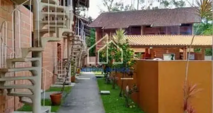 Apartamento à venda, condomínio com piscina, 3 dormitórios, 1 suíte, 600 mts da praia Tabatinga, Ca