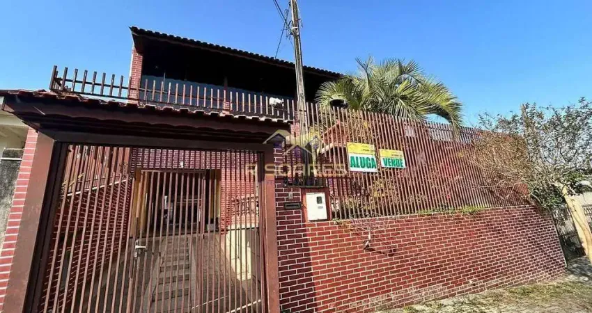 Sobrado amplo e bem localizado no bairro porto das laranjeiras em araucária, pr, excelente para inv