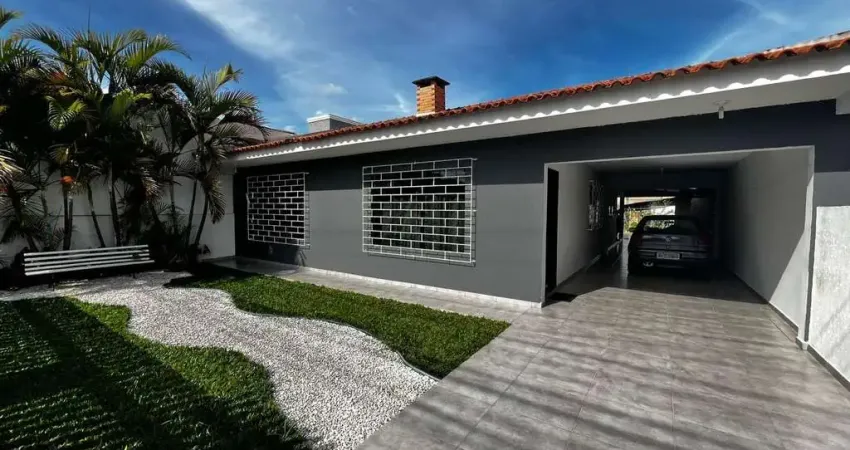 Casa com 3 quartos à venda na Rua Alberto Karas, Fazenda Velha, Araucária