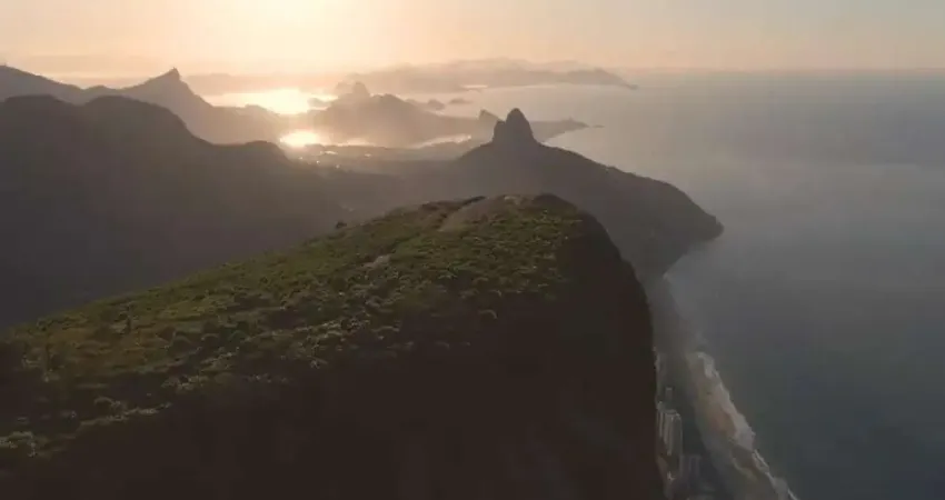 Casa em Condomínio para Venda em Rio de Janeiro, BARRA DA TIJUCA, 4 dormitórios, 4 suítes, 6 banheiros, 2 vagas