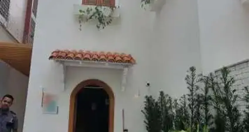 Casa em Condomínio para Venda em Rio de Janeiro, LAGOA, 2 dormitórios, 1 suíte, 2 banheiros