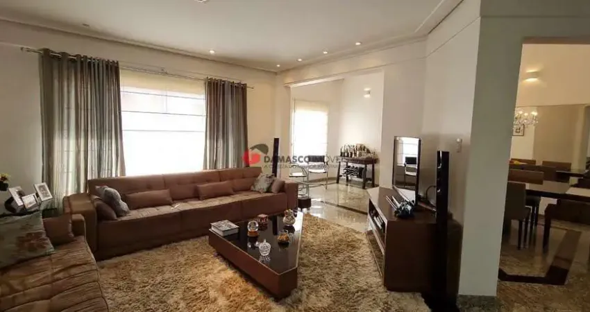 Casa para locação 3 Quartos, 3 Suítes, 6 Vagas, 326 m², Campestre, Santo André - SP