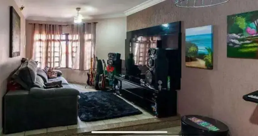 Sobrado à venda 3 Quartos, 1 Suíte, 6 Vagas, 281M², Vila Alpina, São Paulo - SP