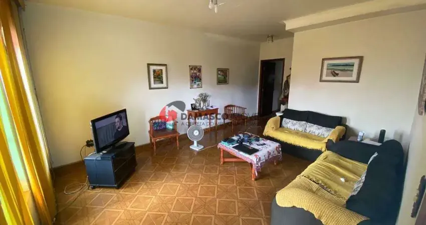 Sobrado à venda 3 Quartos, 1 Suite, 2 Vagas, 320M², Campestre, Santo André - SP