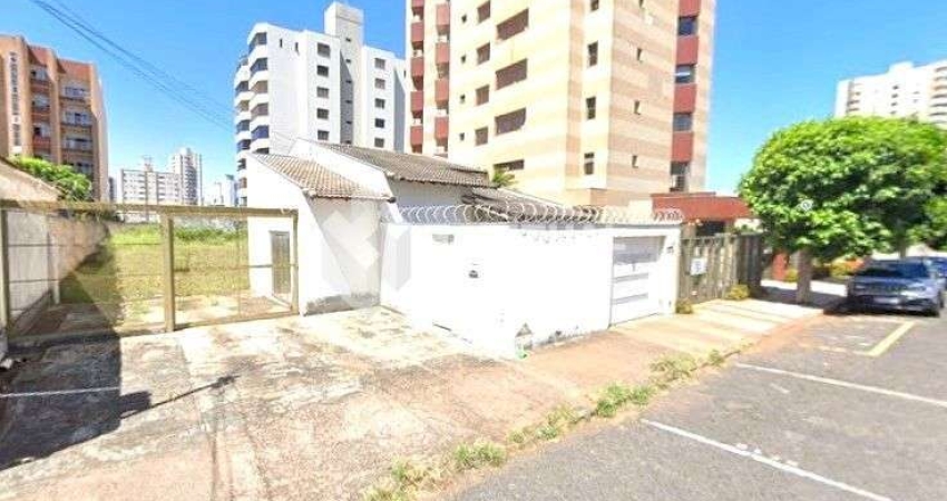 Casa comercial com 4 salas para alugar no Martins, Uberlândia 