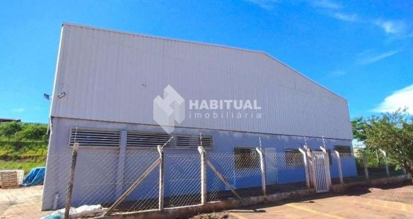 Barracão / Galpão / Depósito com 3 salas para alugar no Distrito Industrial, Uberlândia 