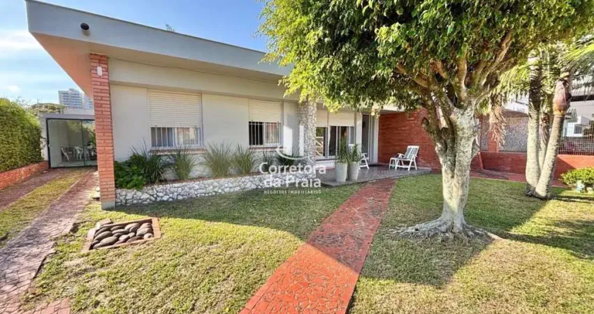 Casa para Venda em Tramandaí, Centro, 4 dormitórios, 1 suíte, 3 banheiros, 1 vaga