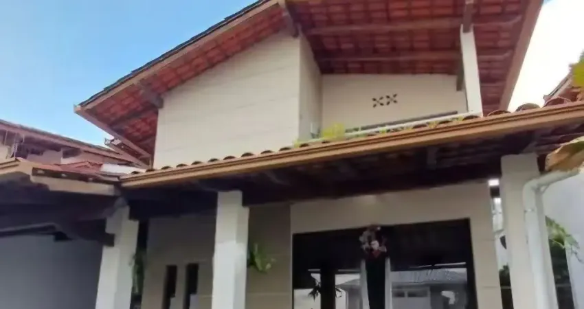 Vendo Excelente Casa no Condomínio Parque Aripuanã  - Kissia II ( Dom Pedro)  R$ 1.950.000,00