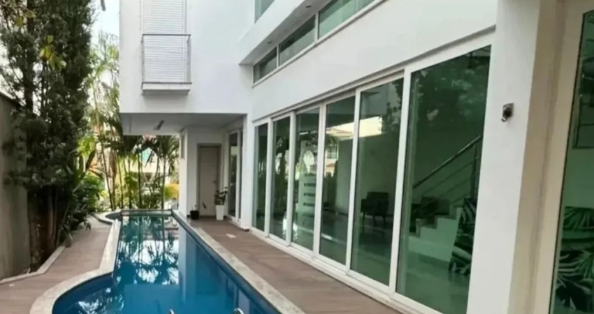 Vendo Excelente Casa no Residencial Laranjeiras  R$ 1.200.000,00