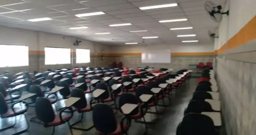 São Miguel Paulista - Prédio AC 2.618 m² 05 banheiros 05 vagas