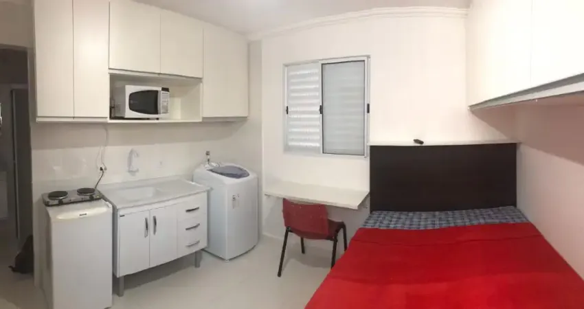 Investidores vendo kitnet mobiliada e alugada no Planalto Paulista