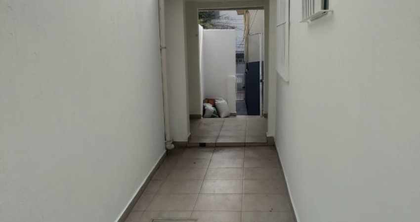 São Judas alugo casa térrea  reformada próximo ao metrô