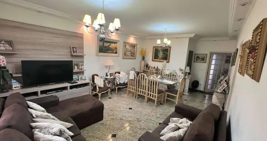 Casa com 3 quartos à venda na Alameda Hungria, 63, Jardim Europa, Bragança Paulista