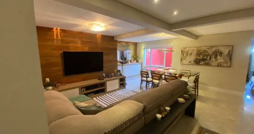 Casa com 3 quartos à venda na Rua Dom Aguirre, 675, Centro, Bragança Paulista