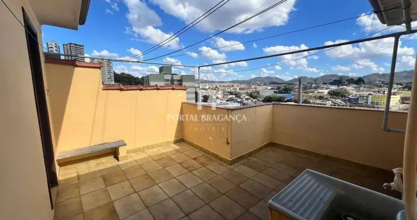 Casa com 3 quartos à venda na Rua Dom Aguirre, 29, Centro, Bragança Paulista