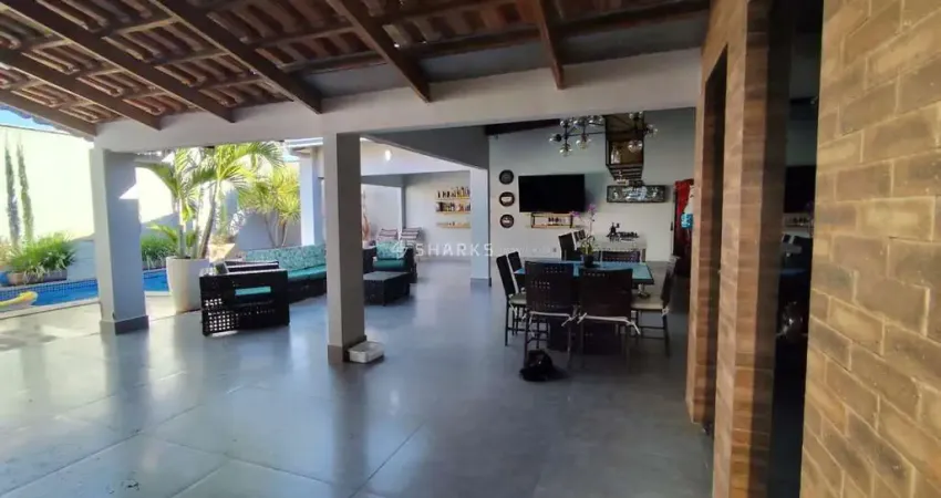 Casa com 3 quartos à venda na Rua, 504, Jardim Mont Serrat, Aparecida de Goiânia