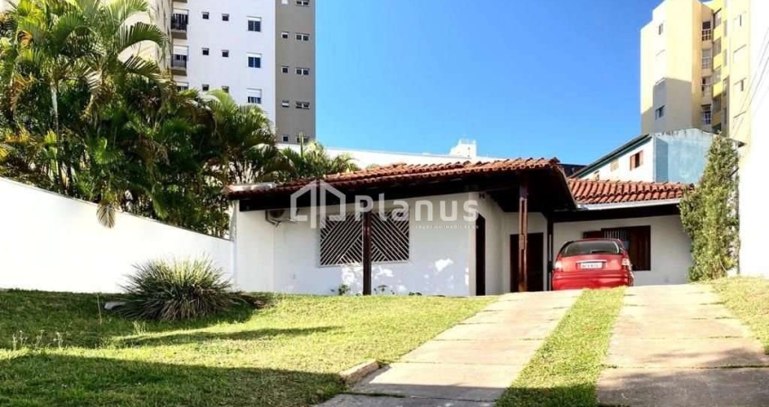 Casa com 3 quartos para alugar no Jardim Amália, Bauru 