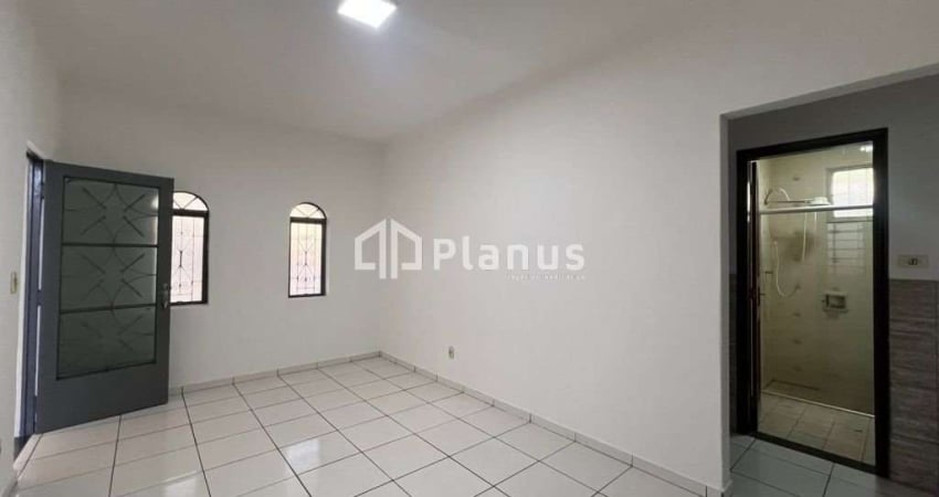 Casa com 3 quartos para alugar na Vila Independência, Bauru 