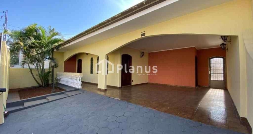 Casa com 5 quartos para alugar no Jardim Estoril, Bauru 