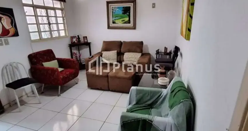 Casa com 2 quartos para alugar na Vila Coralina, Bauru 