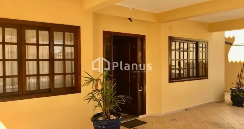 Casa com 4 quartos para alugar no Jardim Estoril, Bauru 