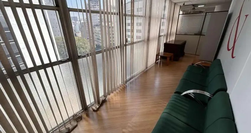 Escritório para Venda em São Paulo, República, 3 banheiros