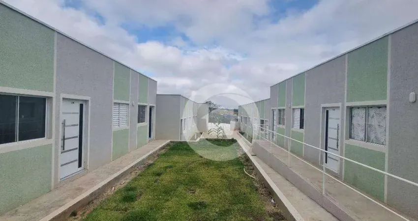 Casa com 2 dormitórios à venda, 54 m² por R$ 240.000,00 - Chácaras Pousada do Vale - São José dos Campos/SP