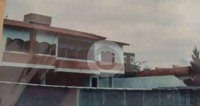 Sobrado com 3 dormitórios à venda, 336 m² por R$ 1.000.000,00 - Jardim das Indústrias - São José dos Campos/SP