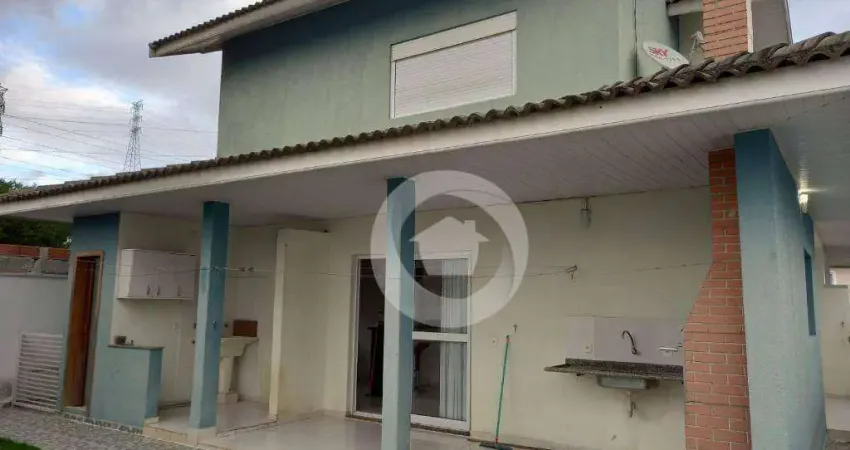 Sobrado com 3 dormitórios à venda, 178 m² por R$ 770.000,00 - Condomínio Terras do Vale - Caçapava/SP