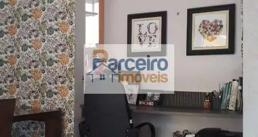 Casa tipo sobrado a venda com 4 dormitórios com  251 m² por R$ 770.000,00 - Jardim Marília - São Pa