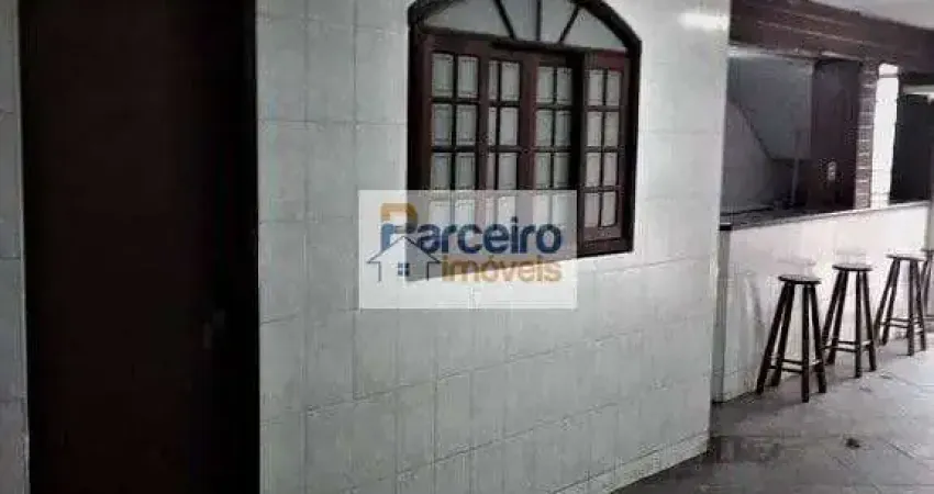 Casa tipo sobrado a venda com 3 dormitórios com  285 m² por R$ 744.680,97 - Parque Boturussu - São