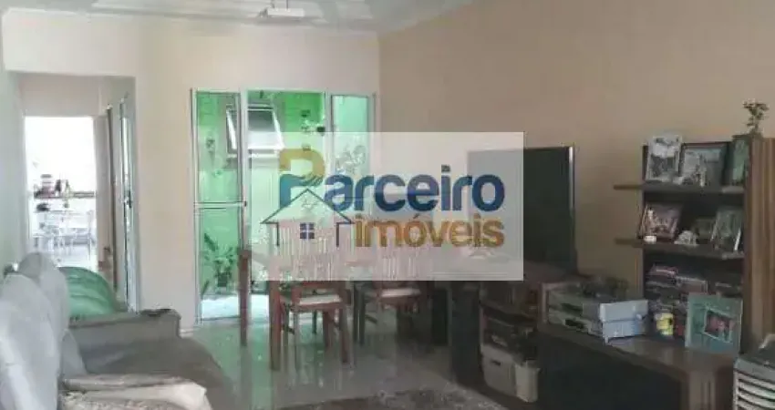 Sobrado com 3 Quarto(s) à venda, 174 m² por R$ 720.000,00 - Guilhermina Esperança - São Paulo/SP