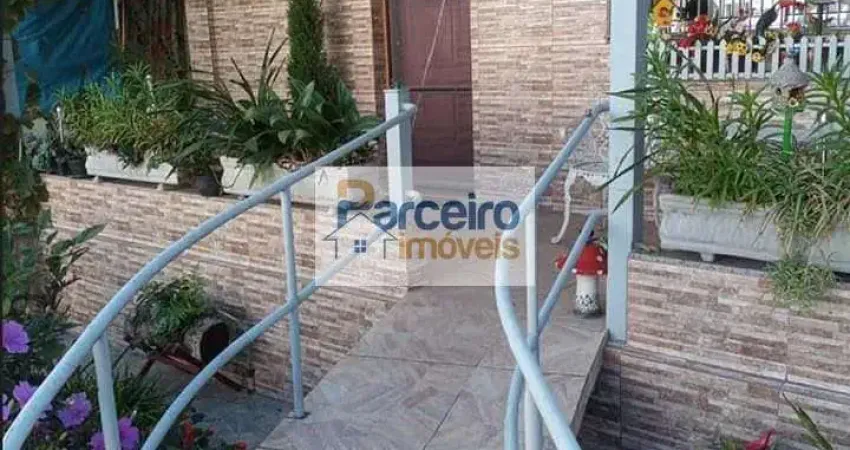 Casa com 3 quartos à venda na Rua Abernéssia, 124, Vila Carrão, São Paulo