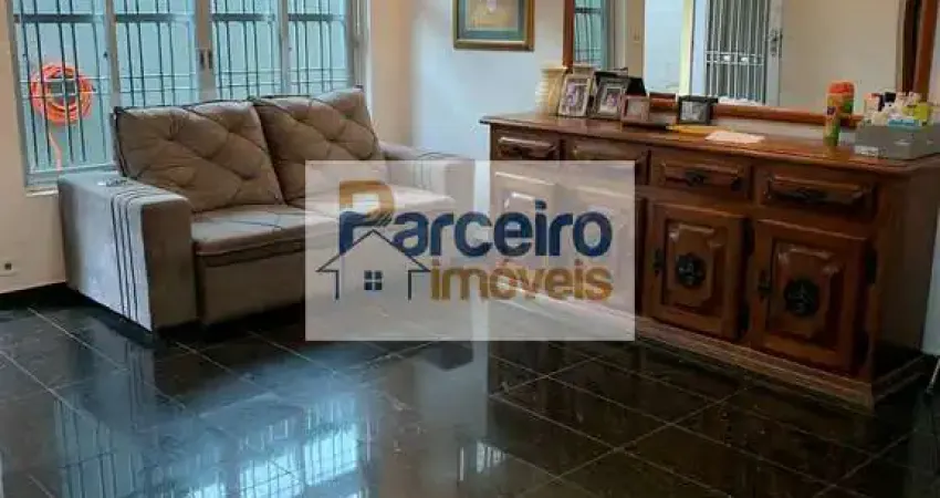 Casa com 3 quartos à venda na Rua Maria Veltri, 187, Vila Talarico, São Paulo