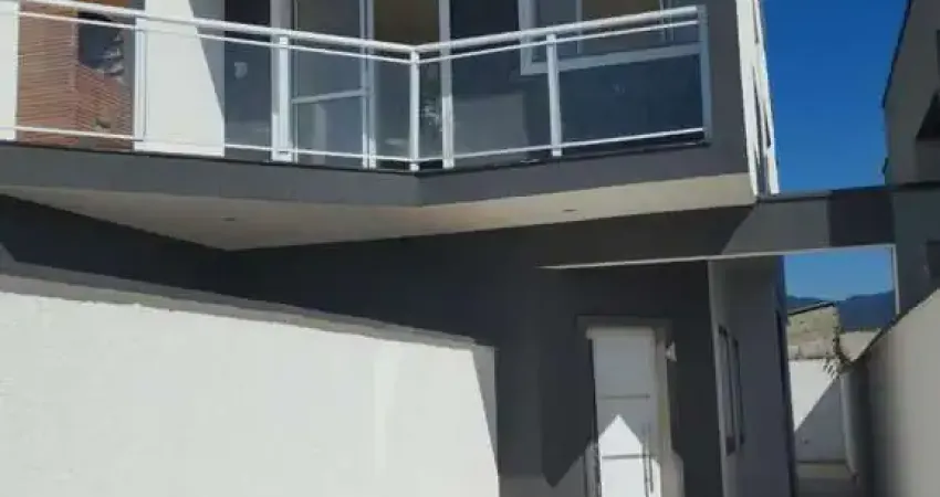 Casa sobreposta para venda em peruíbe, jardim brasil, 2 dormitórios, 1 suíte, 2 banheiros, 1 vaga