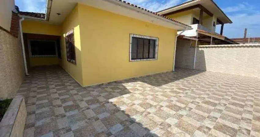 Casa para venda em itanhaém, tupy, 3 dormitórios, 2 suítes, 1 banheiro, 6 vagas