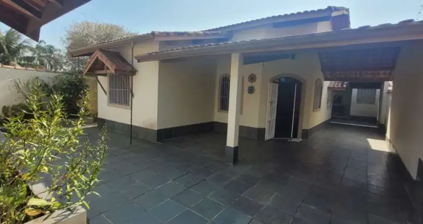 Casa para venda em itanhaém, bopiranga, 3 dormitórios, 1 suíte, 2 banheiros, 3 vagas