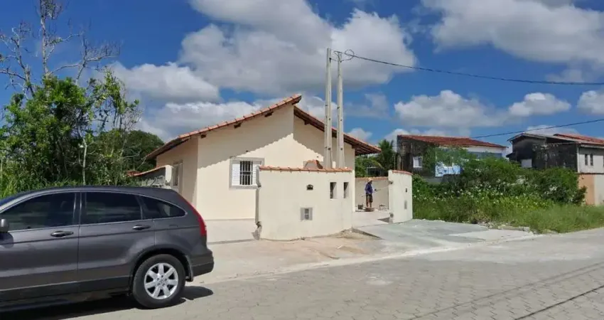 Casa para venda em itanhaém, 2 dormitórios, 1 banheiro, 2 vagas