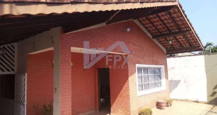 Casa para venda em itanhaém, loty, 3 dormitórios, 1 suíte, 1 banheiro, 3 vagas