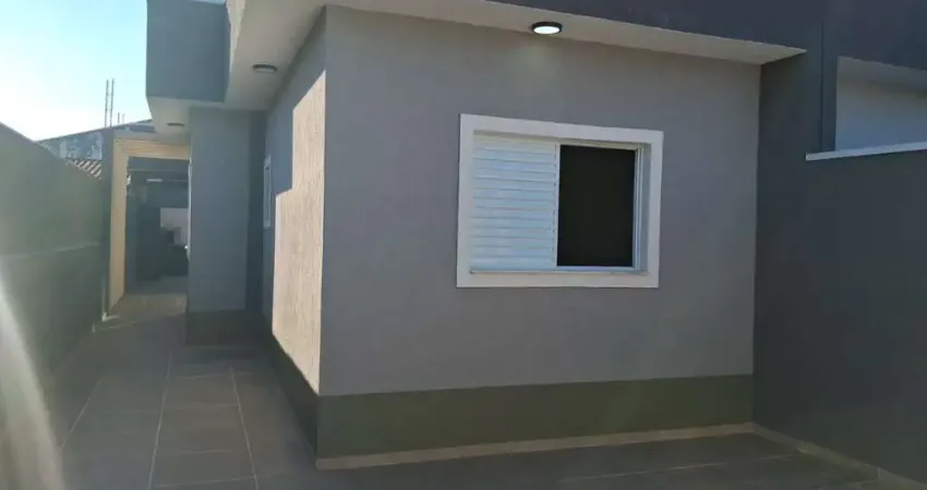 Casa para Venda em Itanhaém, Gaivotas, 2 dormitórios, 1 suíte, 1 banheiro, 3 vagas