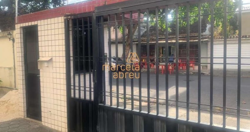Vendo apartamento 03 quartos, 01 suíte, sala 02 ambientes, 120mts em Set&#250;bal