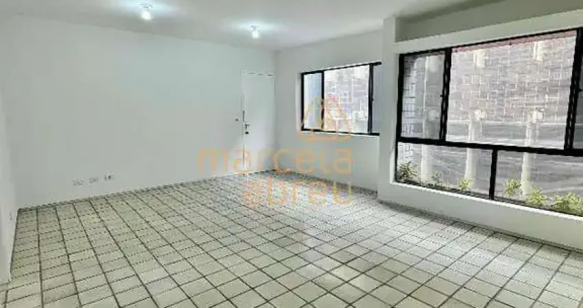 Vende-se Apartamento de 100m&#178; no Coração do Espinheiro