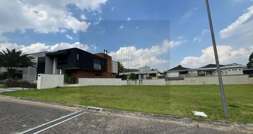 Terreno à venda na Avenida Honório Alvares Penteado, 1100, Tamboré, Santana de Parnaíba