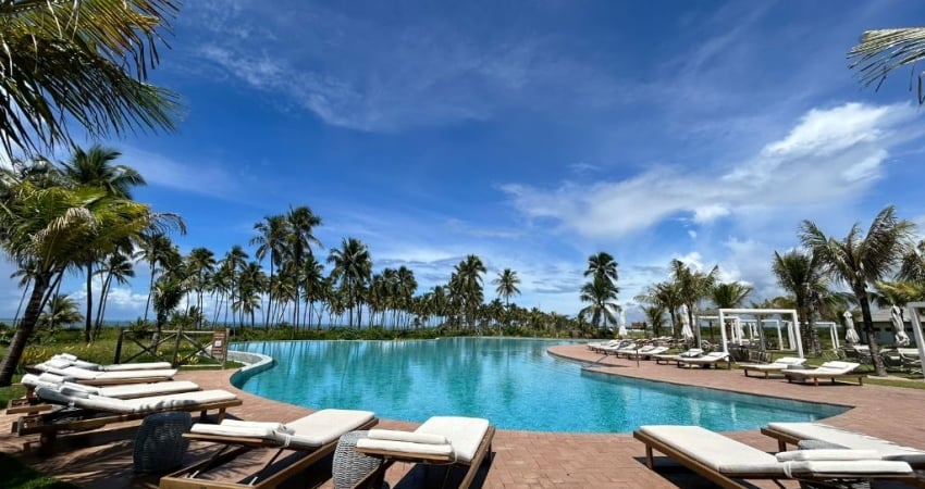 Lote de 700 m2 - Condomínio Praia do Castelo - Praia do Forte