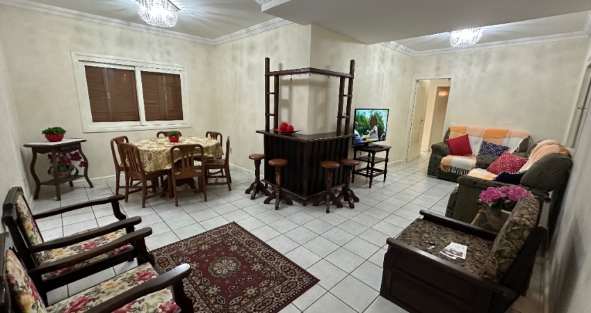 Apartamento 3 dormitórios no centro de Capão da Canoa Rs