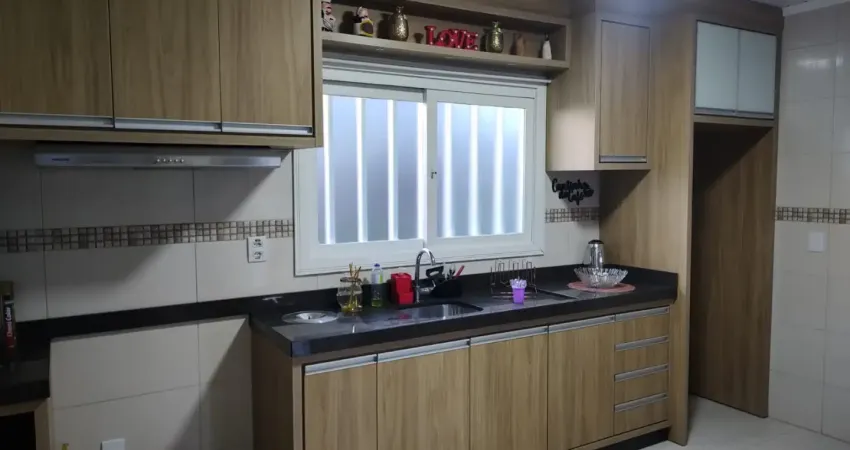 Casa com 2 quartos para alugar na Rua Andira, 1394, Santo Antonio, Capão da Canoa