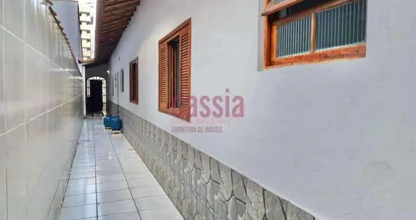 Casa com 3 dorms, Aviação, Praia Grande - R$ 540 mil, Cod: 4036